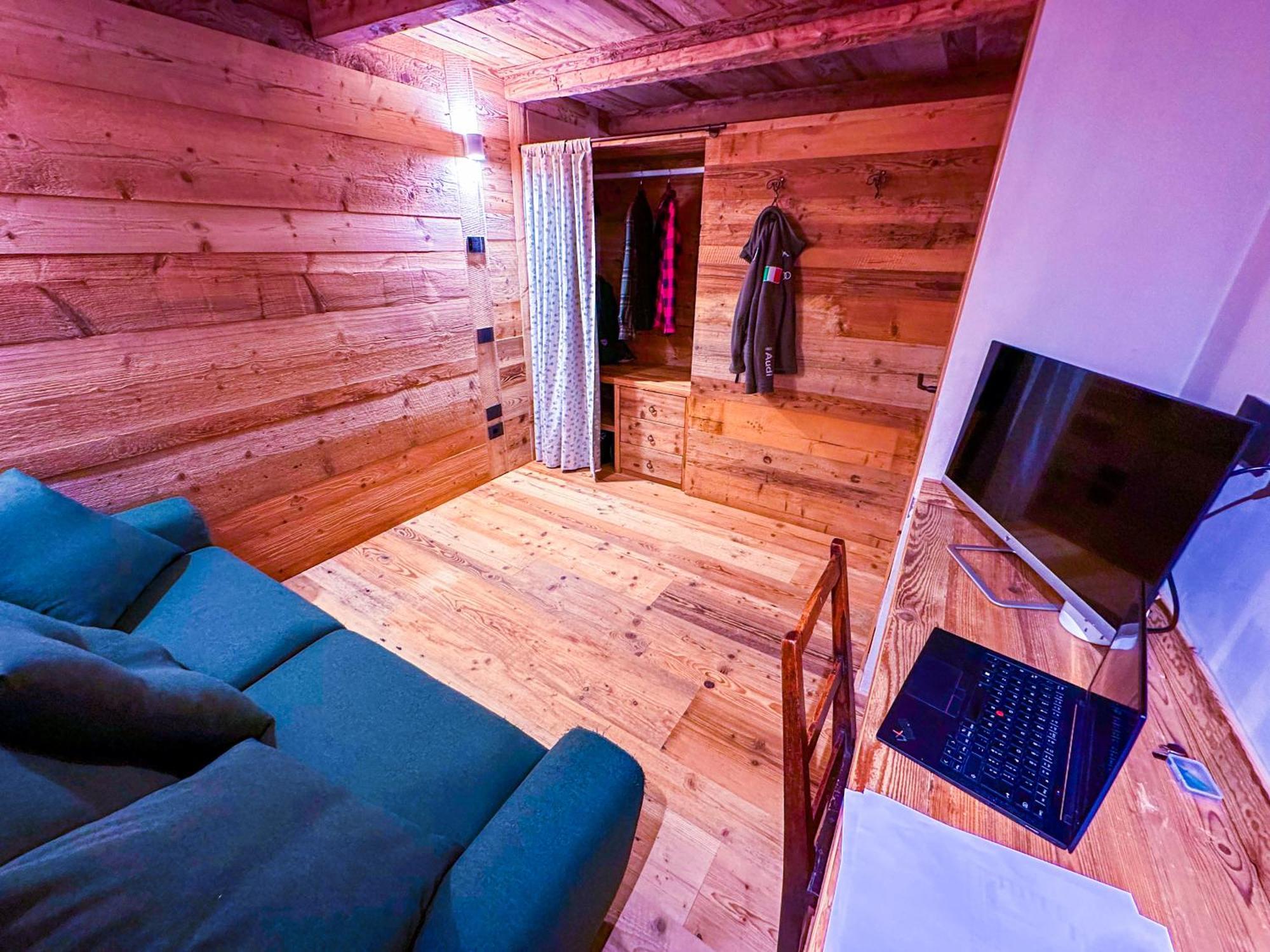 Joivy Modern Family Chalet With Stunning Mountain Views Champoluc Zewnętrze zdjęcie